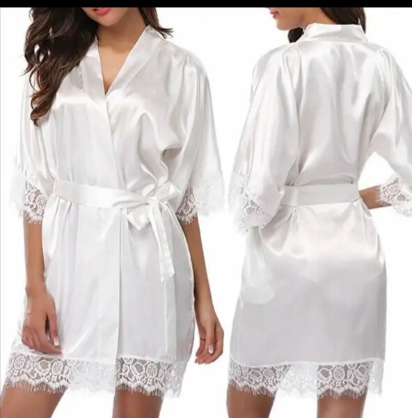 Peignoir satin dentelle femme