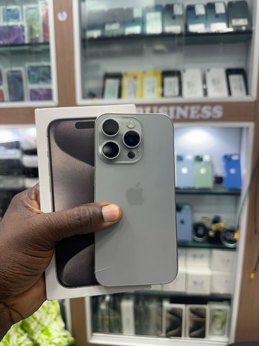 15 pro 128giga deux puces