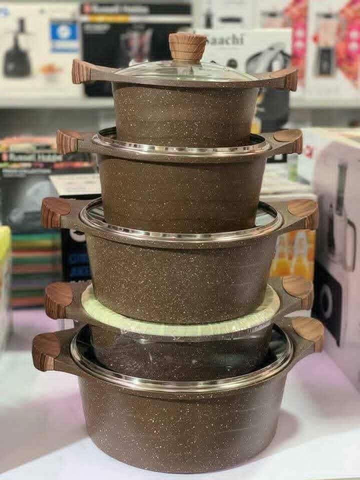 Set de Casseroles adhésif