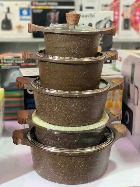 Set de Casseroles adhésif