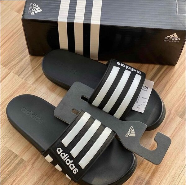 Men's Black Adidas Flip-flops