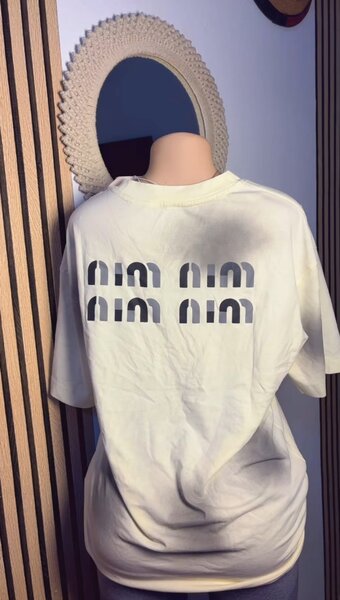 T-shirt oversize et collant