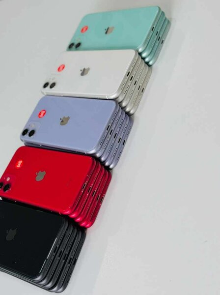 Pre-owned iPhone 11