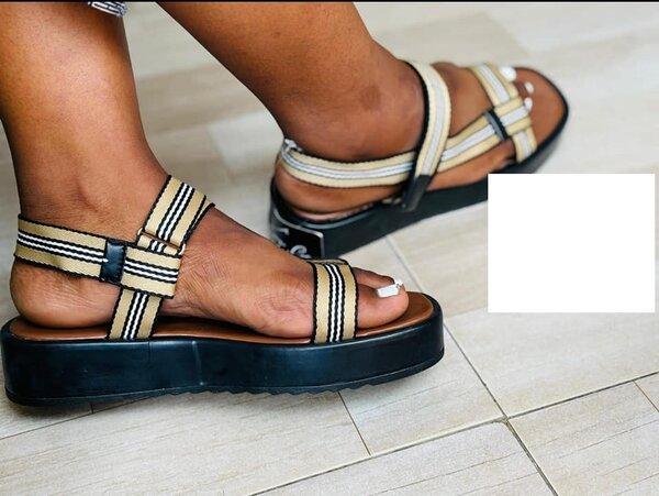 belles chaussures pour femmes