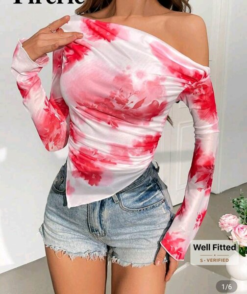 Haut asymétrique à manches longues