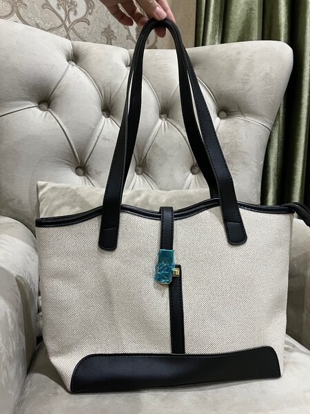 Новые сумки.