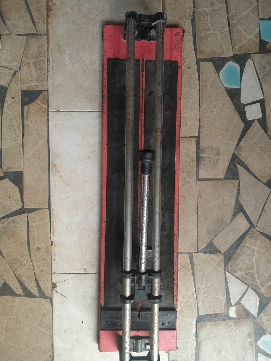 Coupe-carreaux manuel robuste