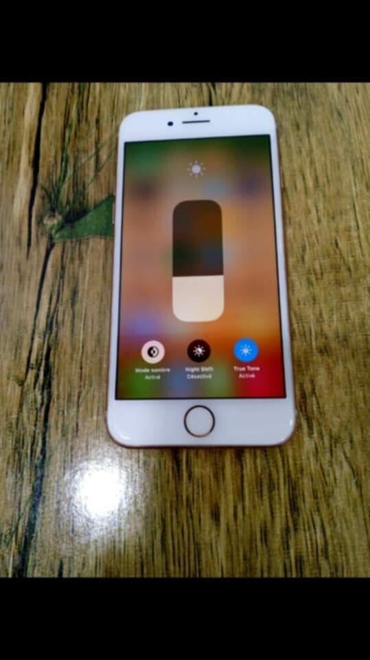 iPhone 8 64GB Blanc jaune