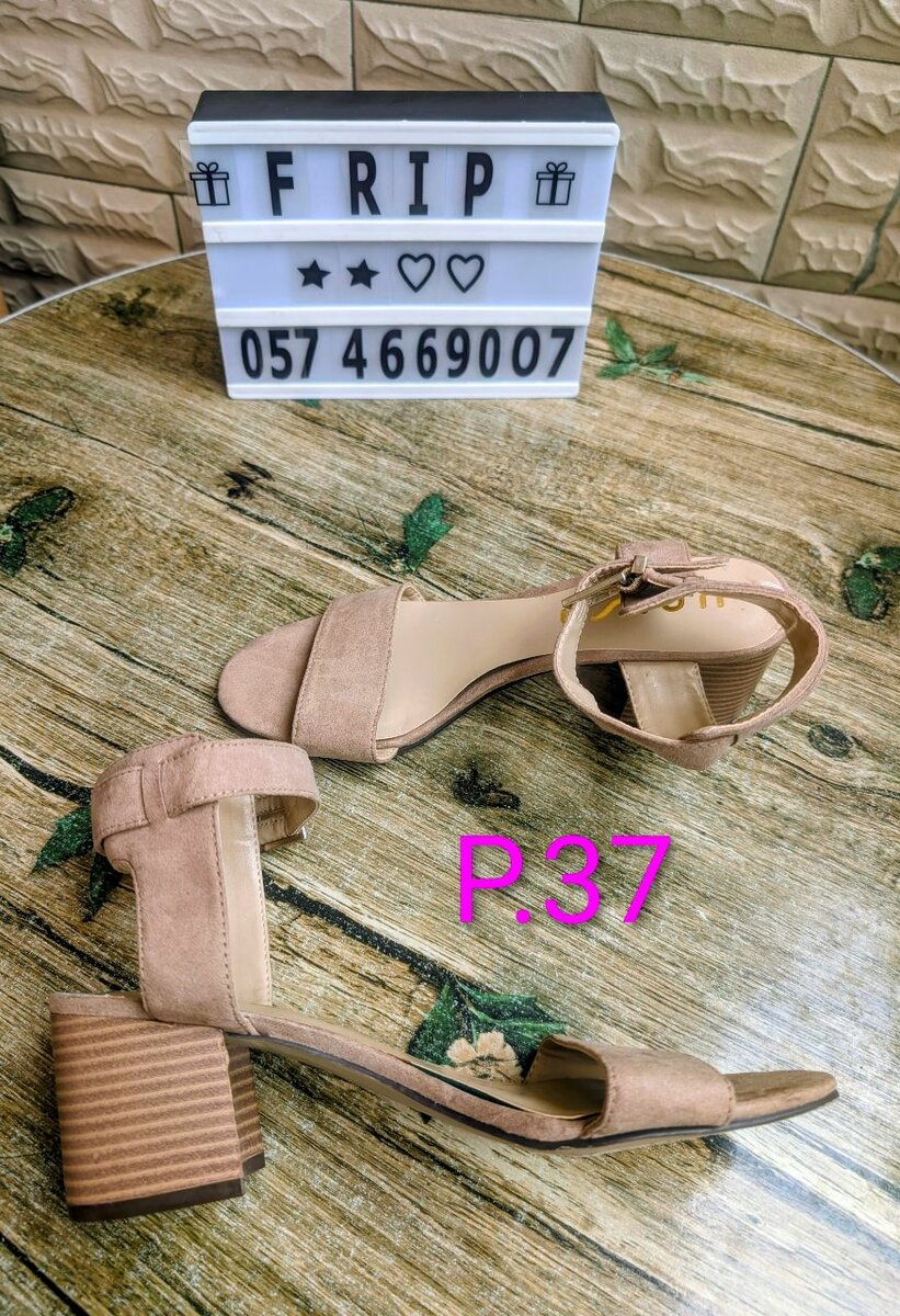 Sandales à talons pour femmes