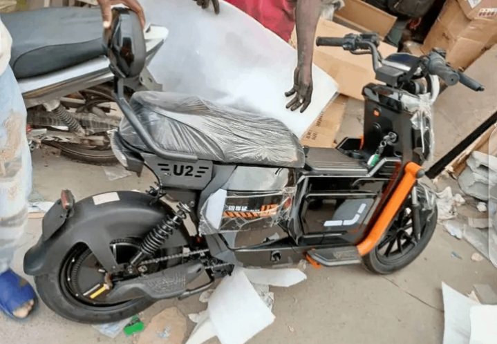 Scooter électrique moderne