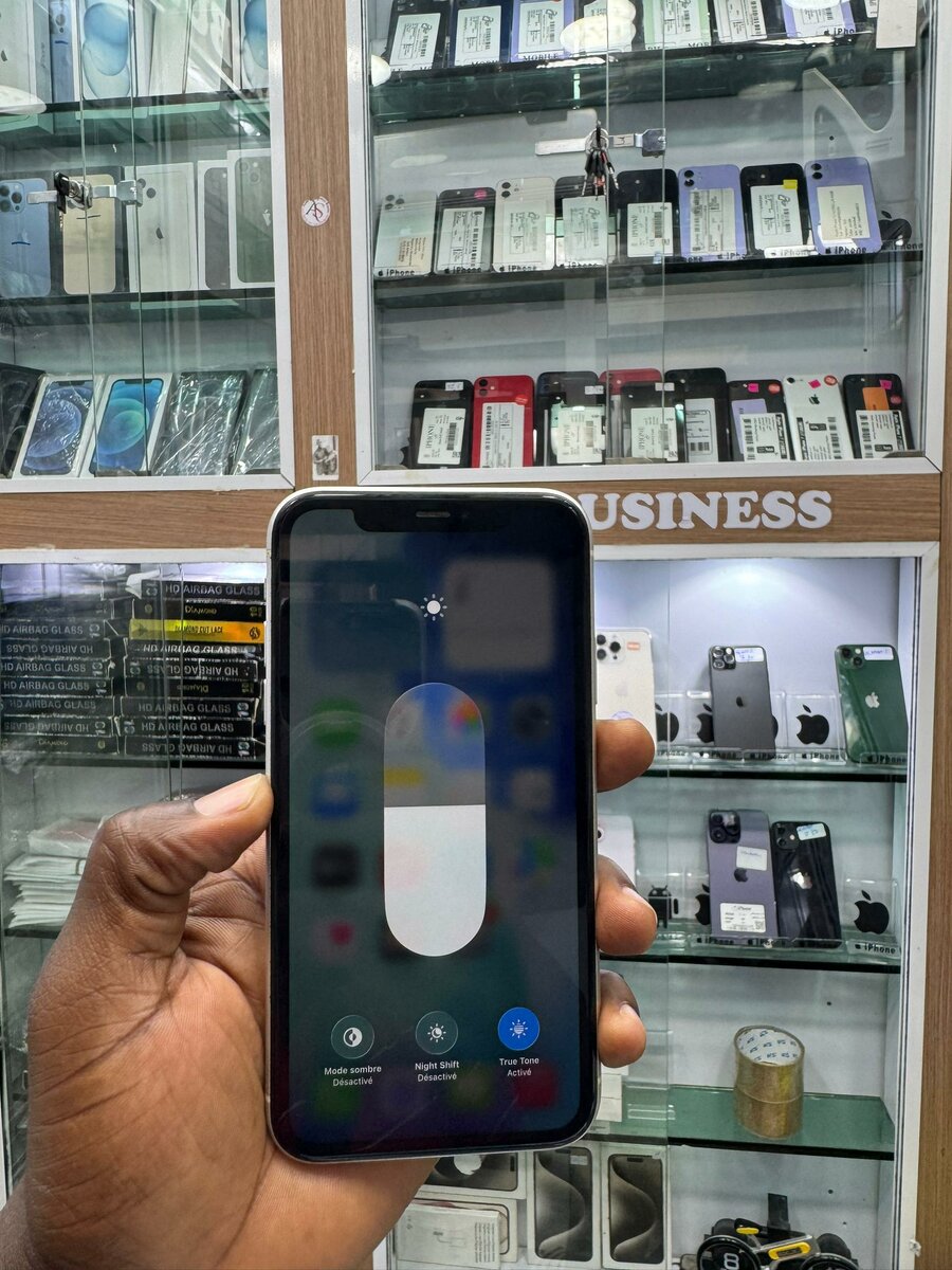 11 simple 64Go tout est ok