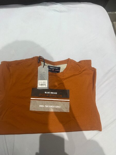 T-shirt marron homme stylé