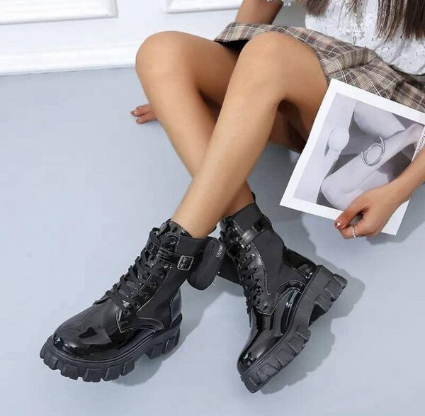 Bottes Noires