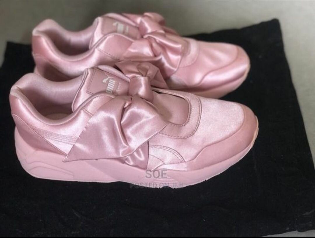 Fenty By Rihanna Bow Sneakers