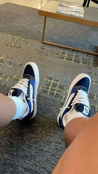 Vans Knu Skool ( original dans carton )