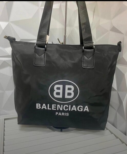 Sac fourre-tout de marque