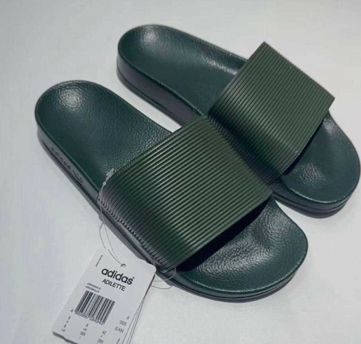 Claquettes confortables Adidas