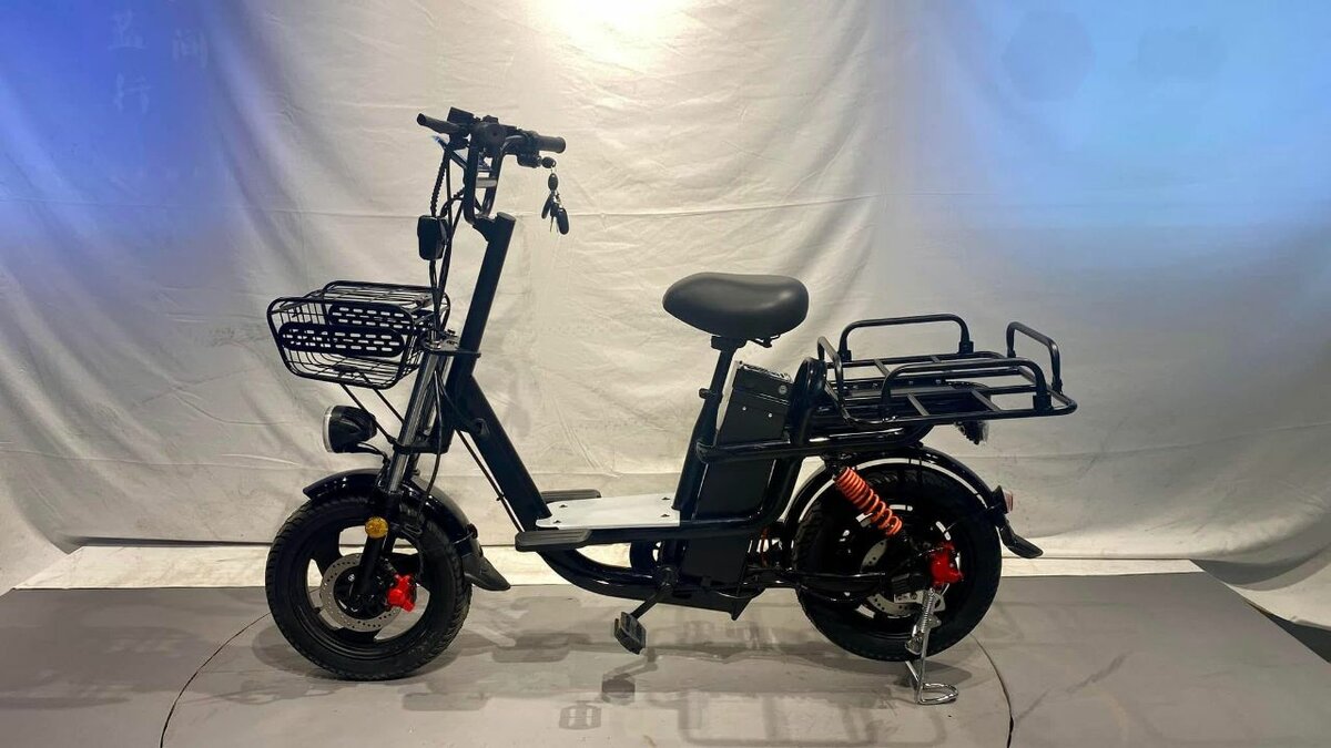 Vélo électrique compact urbain