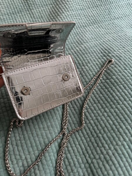 Миниатюрная сумка