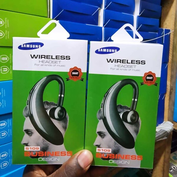 Wireless headset
