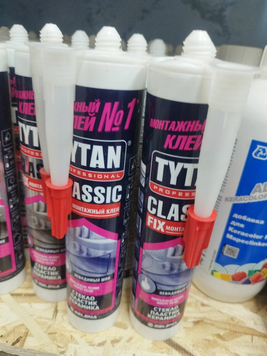 Монтажный клей Tytan