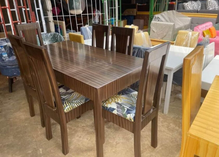 Ensemble de salle à manger élégant