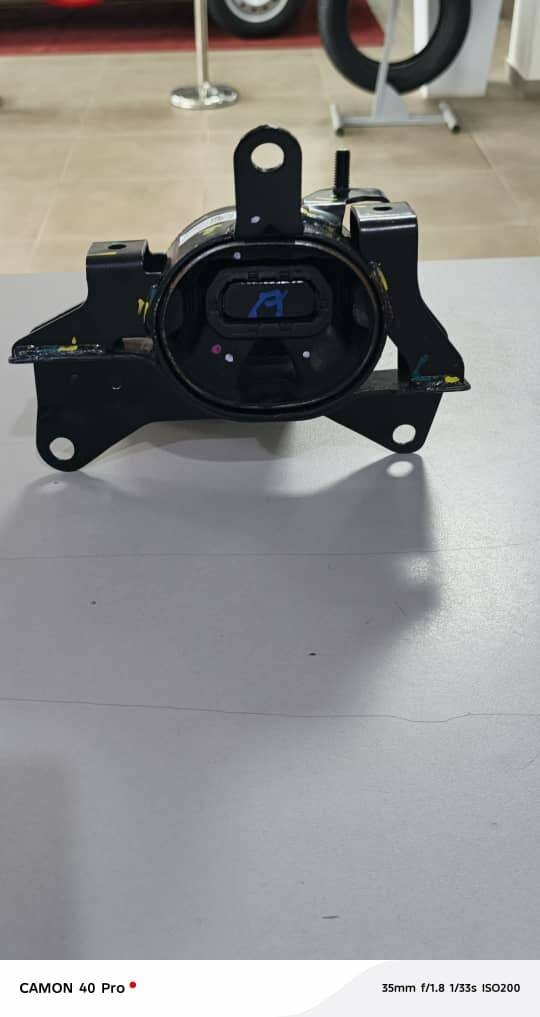 Support moteur gauche DZIRE