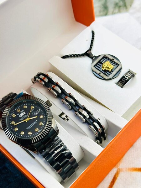 Montre bracelet chaîne plus bague