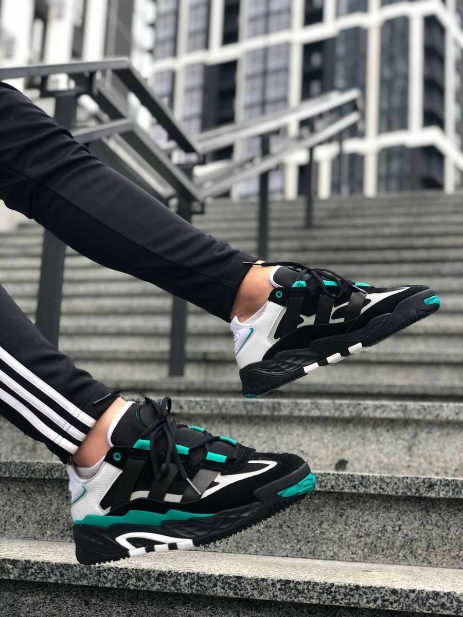 Sneakers tendance noir et vert