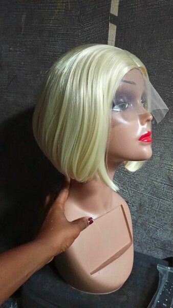 Perruque Blonde Bob Chic