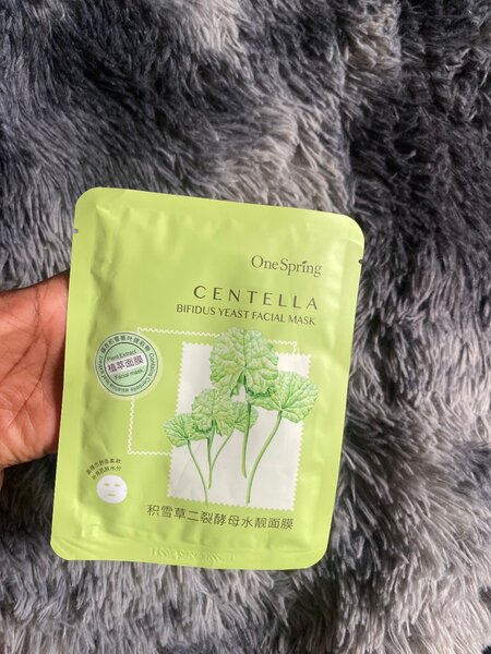 Face &lip and under eyes mask