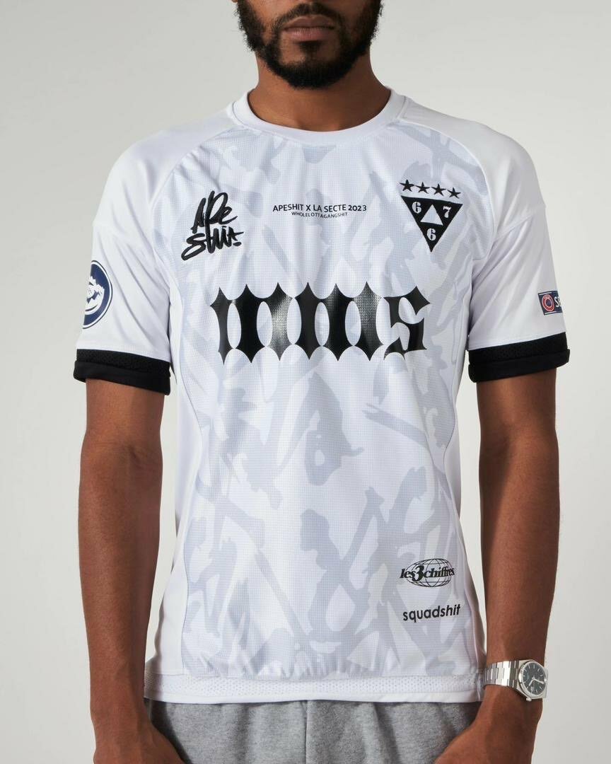 Maillot corteiz et 667