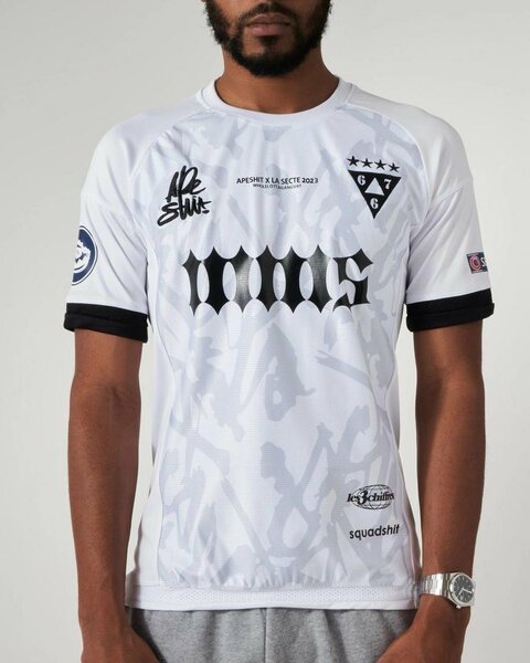 Maillot corteiz et 667