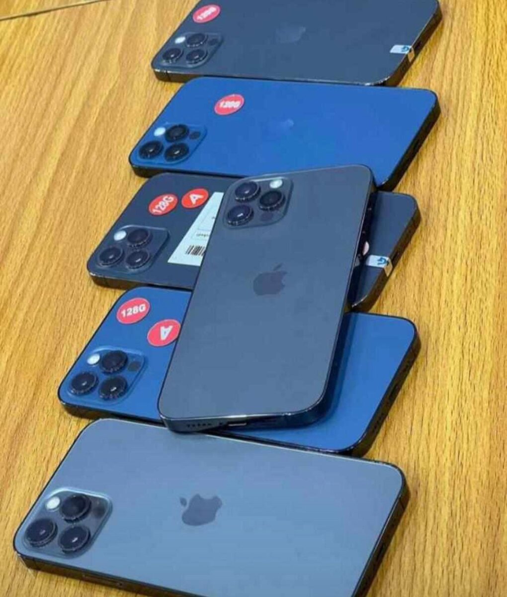 iPhone 12pro Max cassi neuf