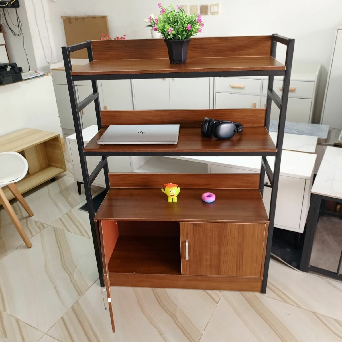 Étagère de maison moderne