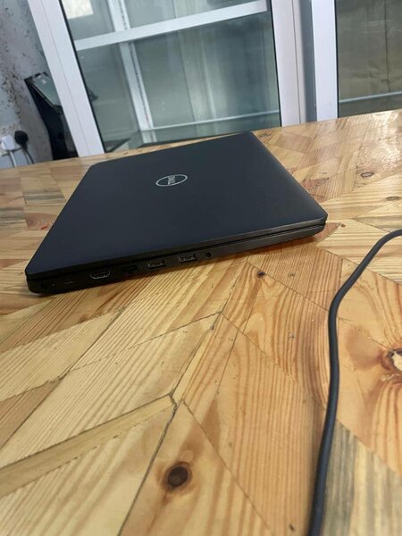 Dell latitude E 3400