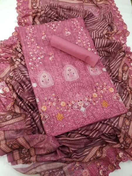 Ladies suit