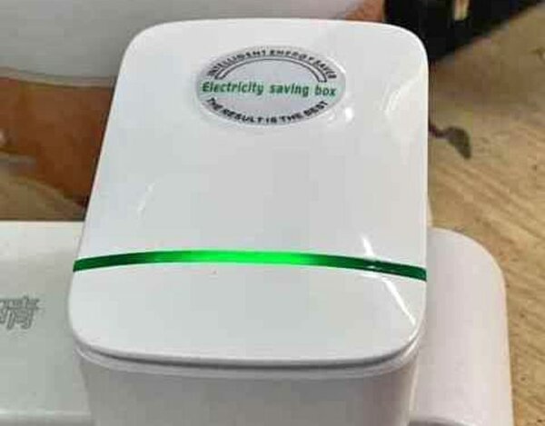 Boîtier économiseur d'énergie