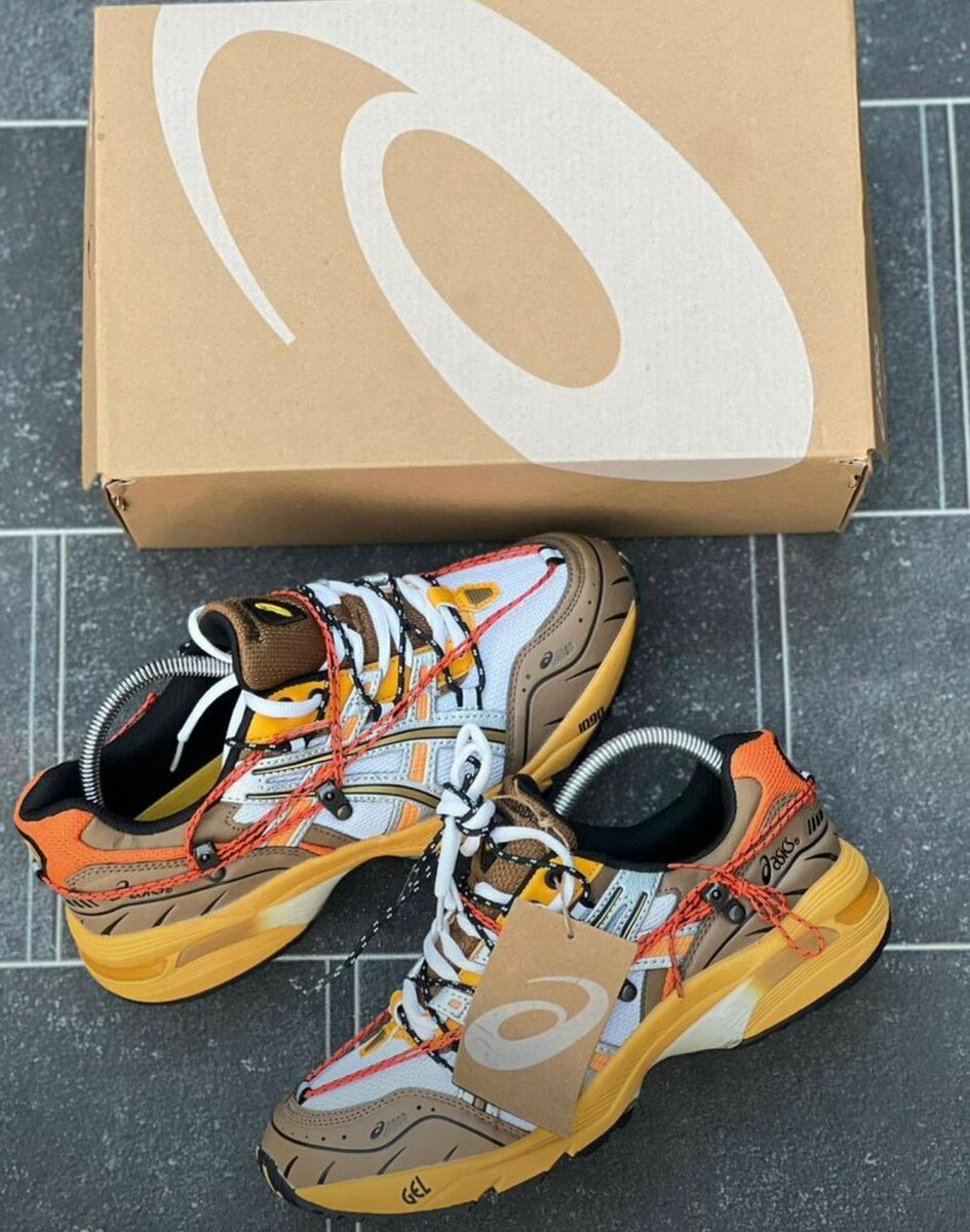 Sneakers ASICS pour Hommes