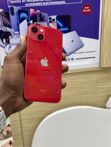 iPhone 13 Rouge Brillant