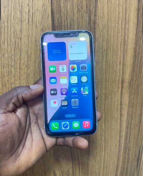 iPhone XR 128 Go Blanc Débloqué