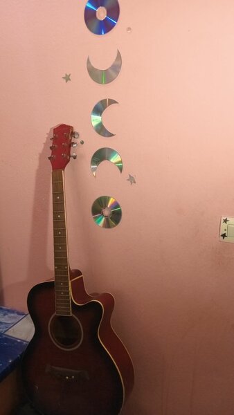 Guitare acoustique élégante