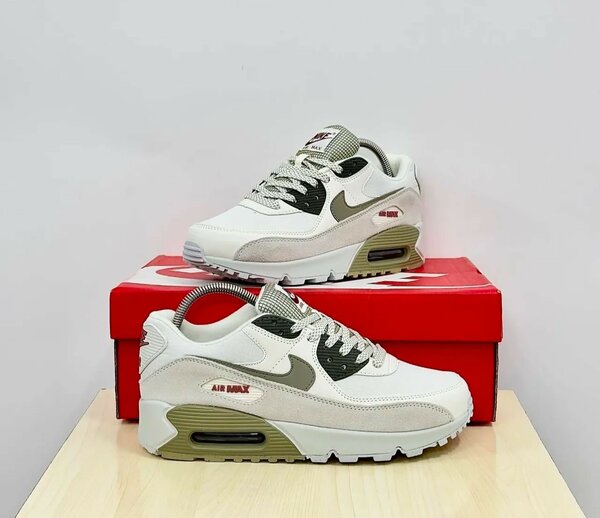 NIKE AIRMAX