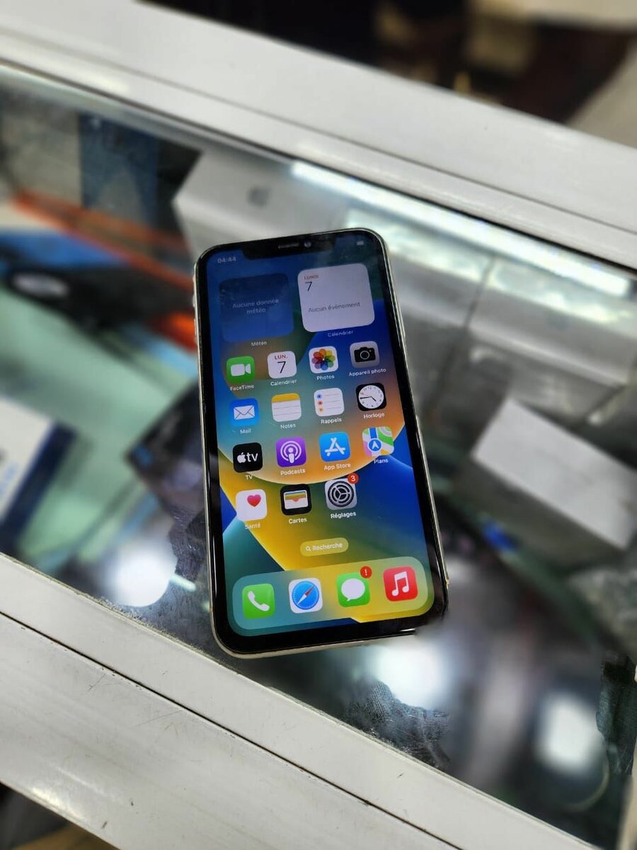 11 simple 64gb sans ID