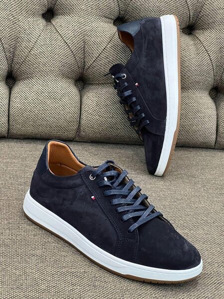 Baskets en daim pour hommes