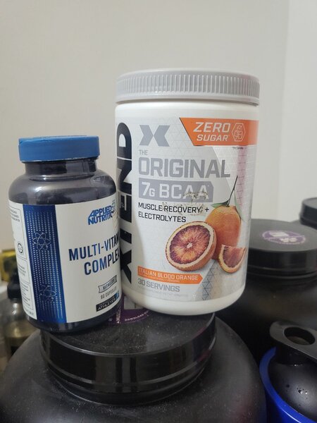 Mass gainer whey protein BCAA Multivitamin