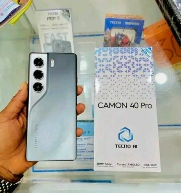 Tecno Camon 40 Pro