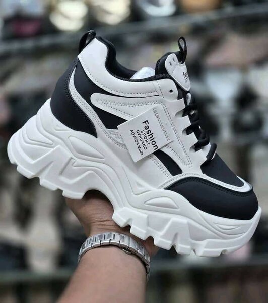 Chaussures de sport plateforme