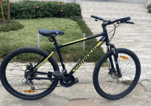 Vélo tout-terrain robuste