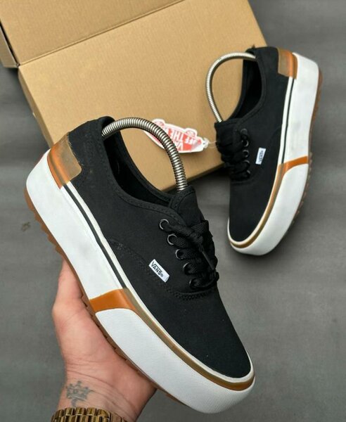 Chaussures Vans authentic